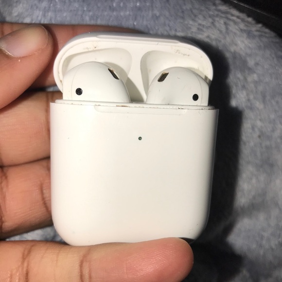 COPY - Airpod Gen 2 - Picture 3 of 4